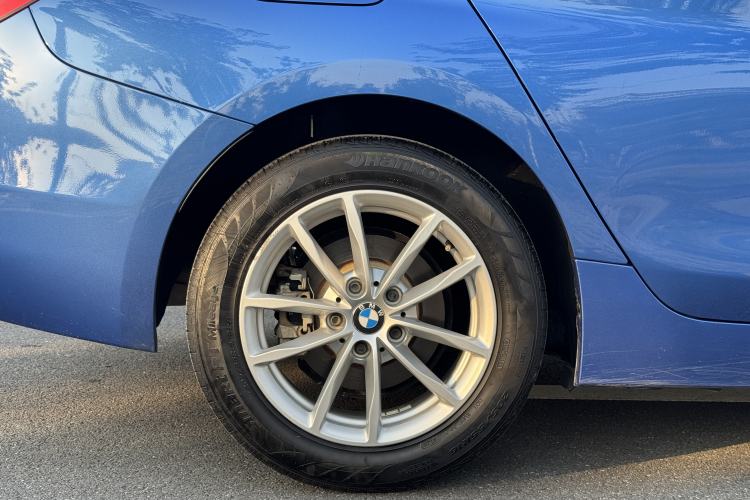 Used BMW 1 Series 2018 118i Fashion Model Exterior 7