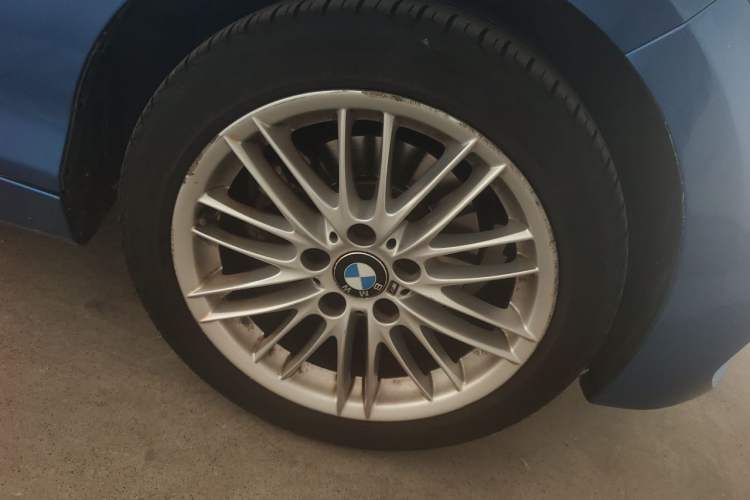 Used BMW 1 Series 2018 120i M Sport Package Exterior 7