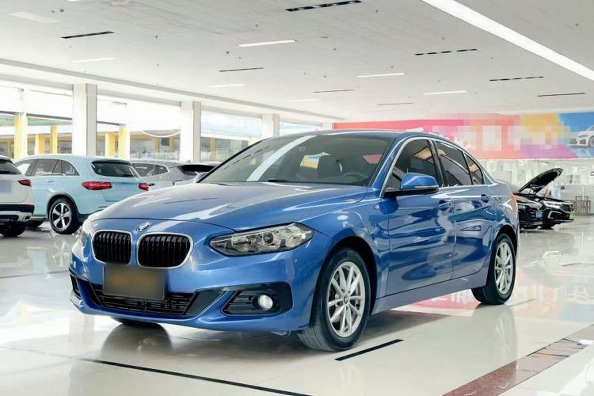 Used BMW 1 Series 2018 Revised 118i Fashion Edition Front Left 45 Deg