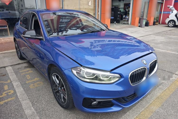Used BMW 1 Series 2018 Facelifted 118i Sport Edition Front Right 45 Deg