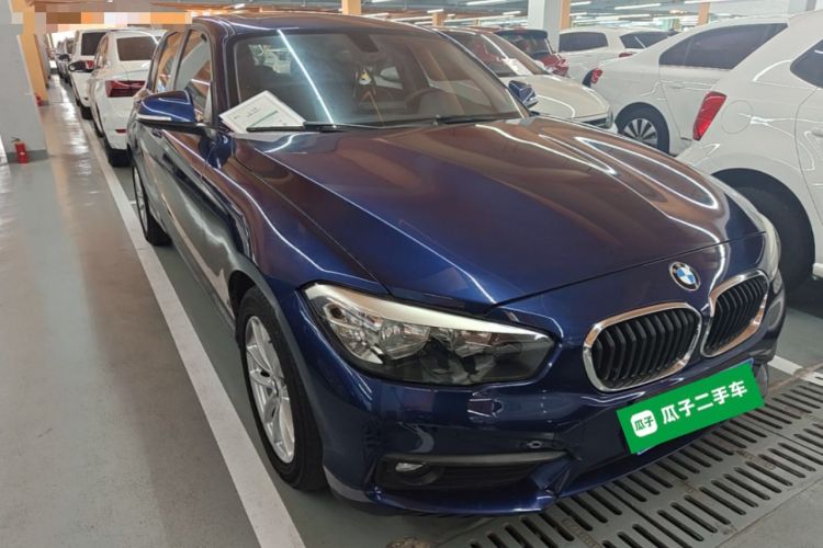 Used BMW 1 Series 2018 118i Leading Model Front Right 45 Deg