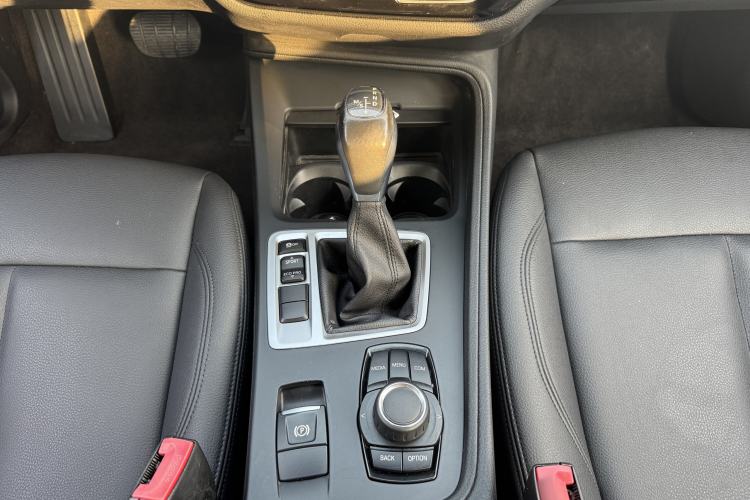 Used BMW 1 Series 2018 118i Fashion Model Gear Lever