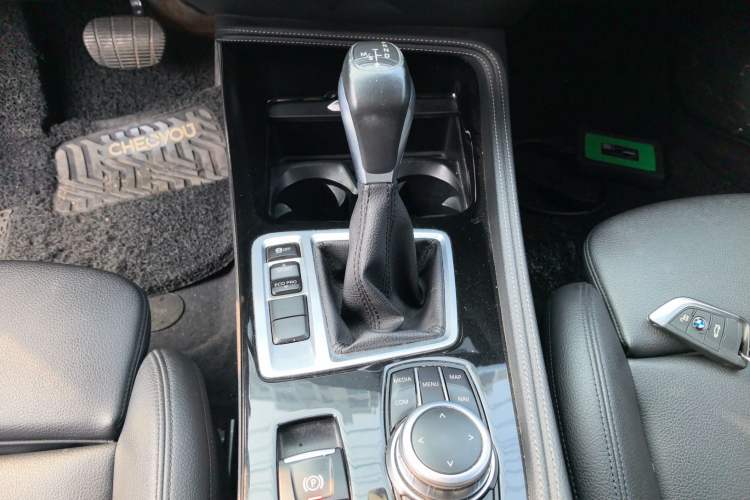 Used BMW 1 Series 2018 118i Design Package Edition Gear Lever