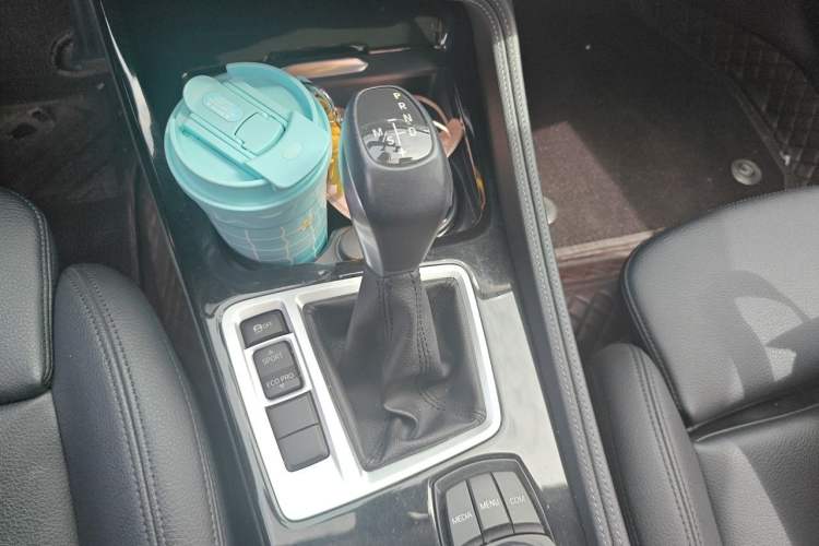 Used BMW 1 Series 2018 Facelifted 118i Sport Edition Gear Lever
