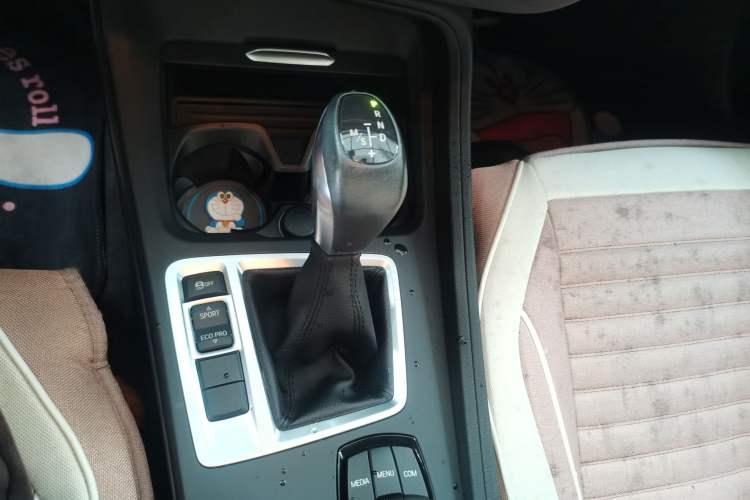 Used BMW 1 Series 2018 118i Fashion Model Gear Lever
