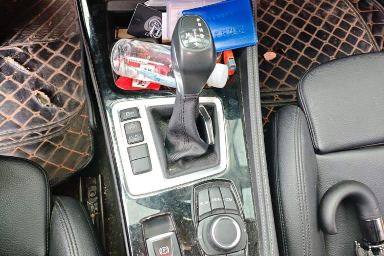 Used BMW 1 Series 2018 118i Sport Edition Gear Lever