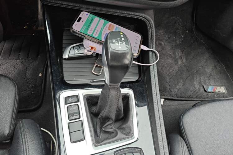 Used BMW 1 Series 2018 118i Sport Edition Gear Lever