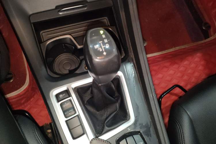 Used BMW 1 Series 2018 118i Fashion Model Gear Lever