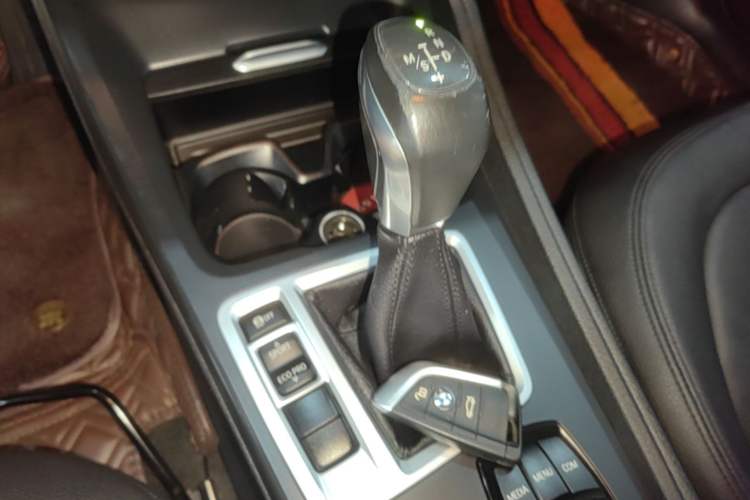 Used BMW 1 Series 2018 118i Fashion Model Gear Lever