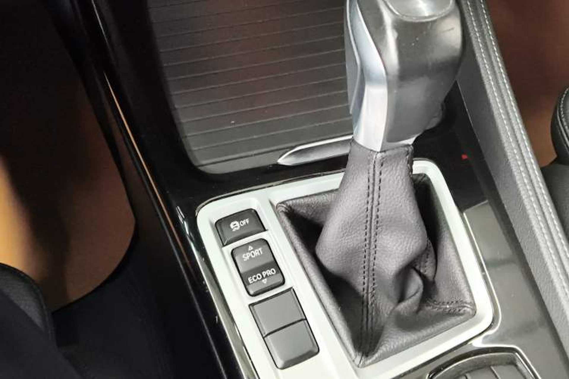 Used BMW 1 Series 2018 118i Sport Edition Gear Lever