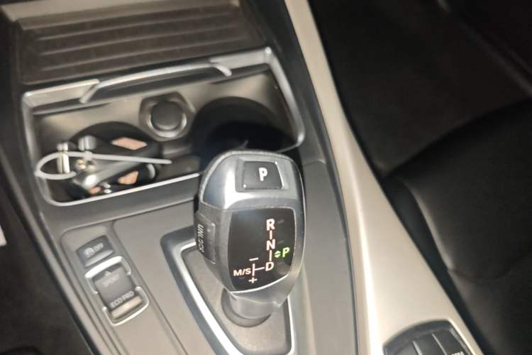 Used BMW 1 Series 2018 118i Leading Model Gear Lever
