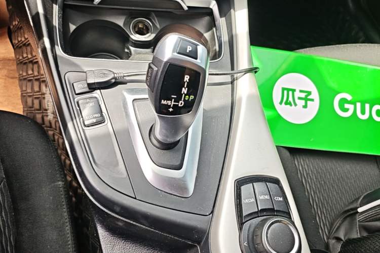 Used BMW 1 Series 2018 118i Leading Model Gear Lever