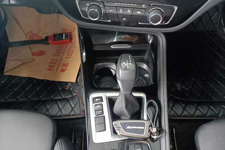 Used BMW 1 Series 2018 118i Sport Edition Gear Lever