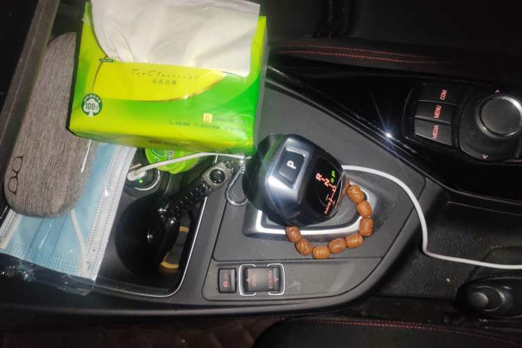 Used BMW 1 Series 2018 118i Sport Design Package Gear Lever