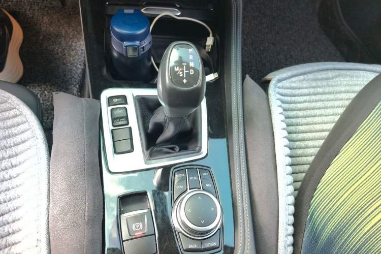 Used BMW 1 Series 2018 120i Design Package Model Gear Lever