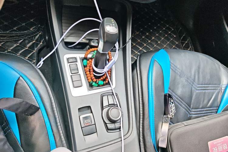 Used BMW 1 Series 2018 118i Fashion Model Gear Lever