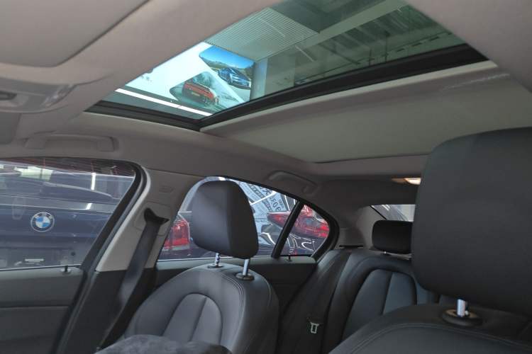 Used BMW 1 Series 2018 118i Sport Edition Headliner