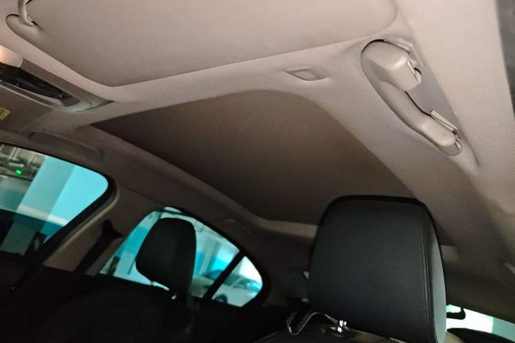 Used BMW 1 Series 2018 Facelifted 118i Sport Edition Headliner