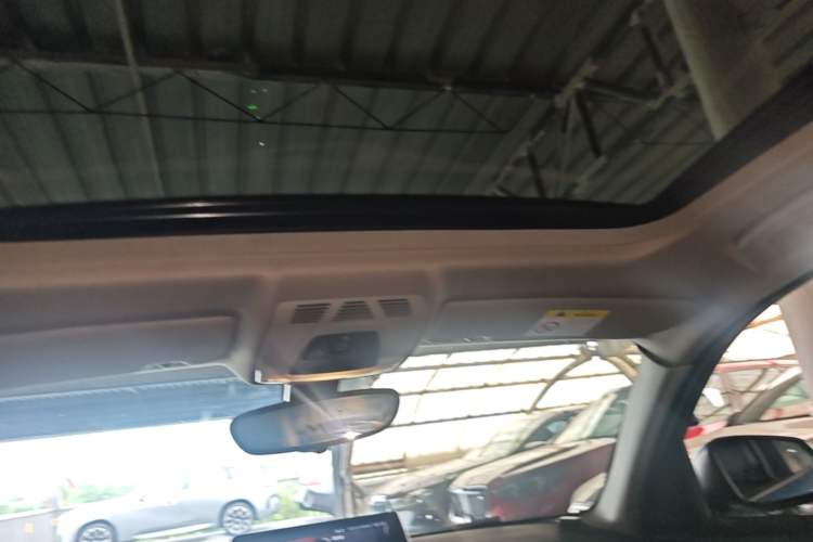 Used BMW 1 Series 2018 118i Leading Model Headliner