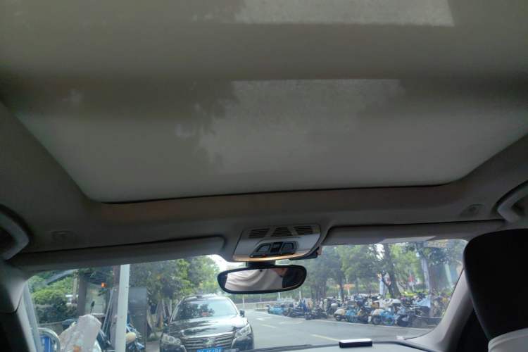 Used BMW 1 Series 2018 120i Design Package Model Headliner