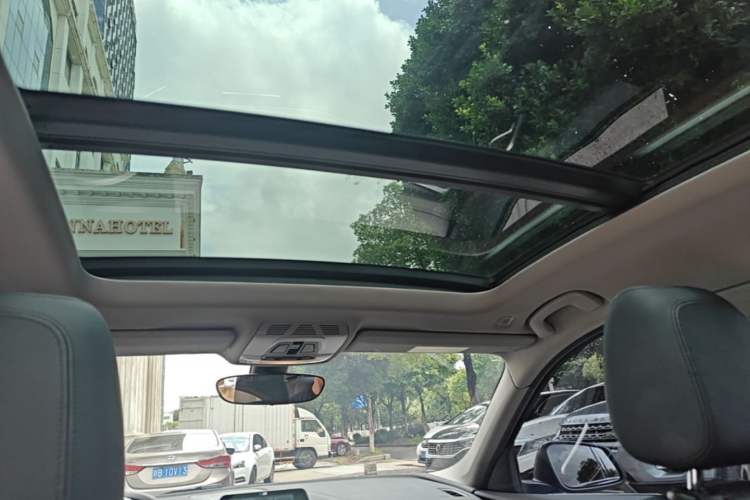 Used BMW 1 Series 2018 Facelifted 118i Sport Edition Headliner