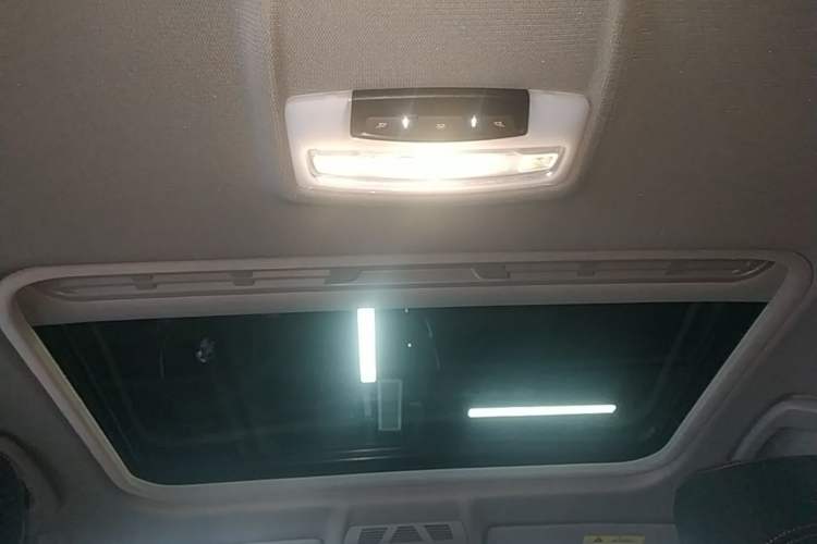 Used BMW 1 Series 2018 118i Sport Design Package Headliner