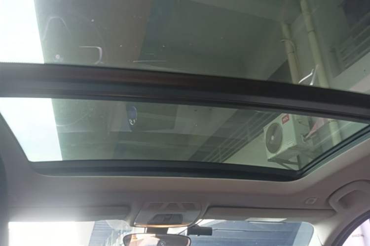 Used BMW 1 Series 2018 118i Sport Edition Headliner