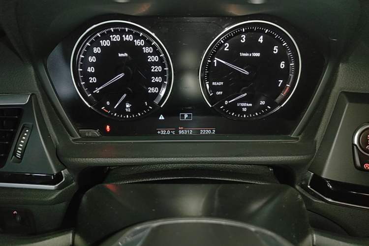 Used BMW 1 Series 2018 118i Sport Edition Instrument Cluster