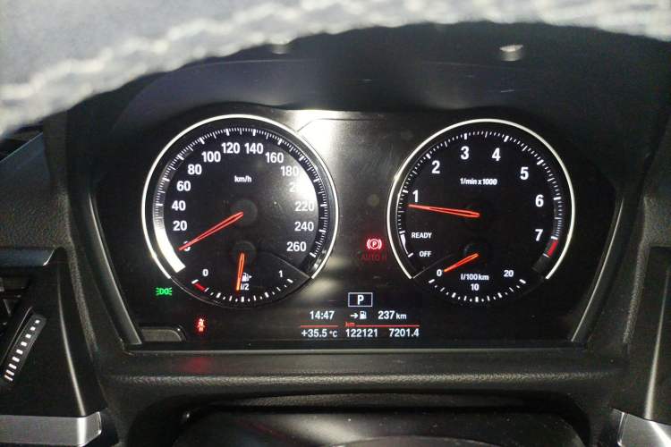 Used BMW 1 Series 2018 120i Design Package Model Instrument Cluster