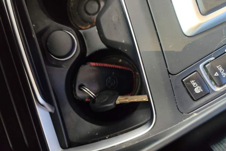 Used BMW 1 Series 2018 118i Leading Model Interior 1