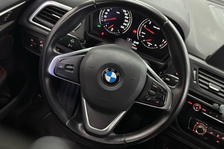 Used BMW 1 Series 2018 118i Sport Edition Interior 11