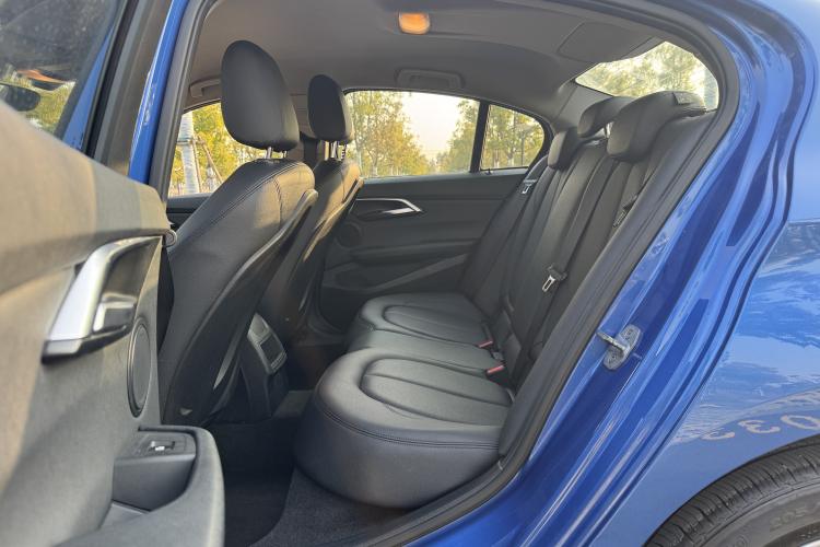 Used BMW 1 Series 2018 118i Fashion Model Interior 2