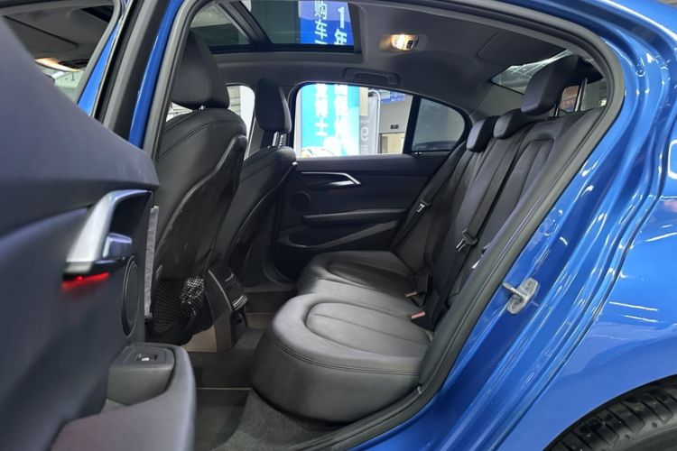 Used BMW 1 Series 2018 118i Sport Edition Interior 2