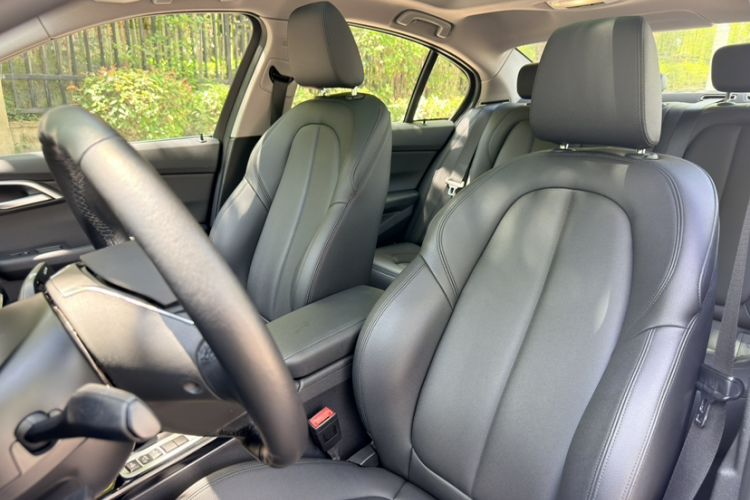 Used BMW 1 Series 2018 118i Sport Edition Interior 2