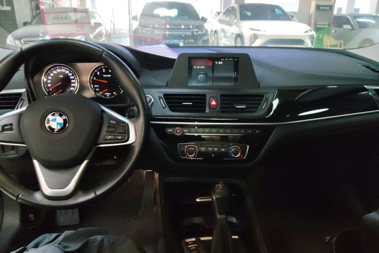 Used BMW 1 Series 2018 118i Sport Edition Interior 2