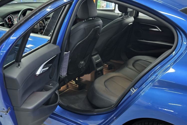 Used BMW 1 Series 2018 118i Sport Edition Interior 3