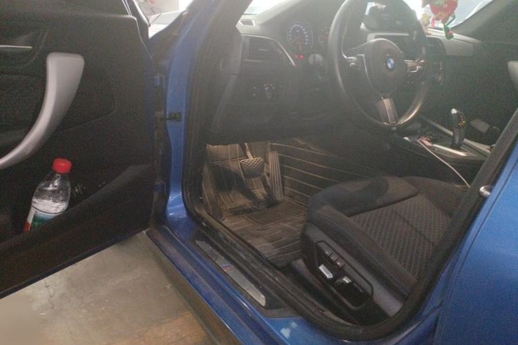 Used BMW 1 Series 2018 120i M Sport Package Interior 3