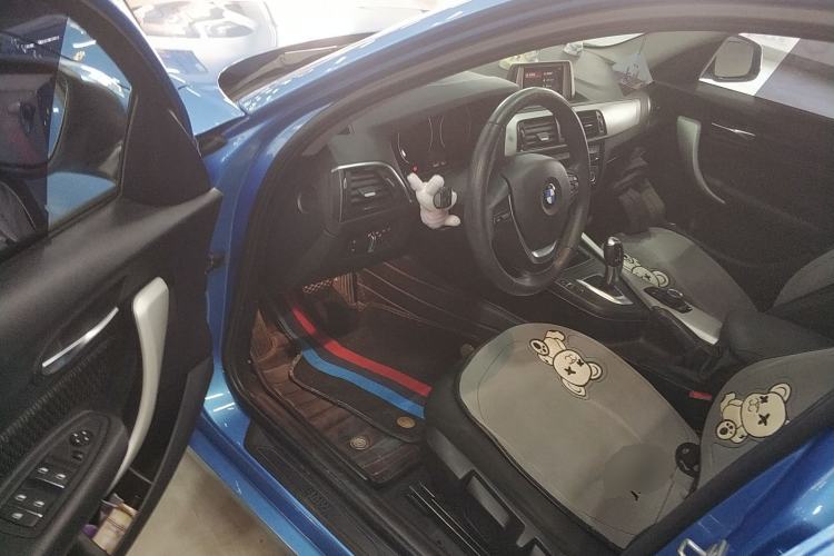 Used BMW 1 Series 2018 118i Leading Model Interior 3