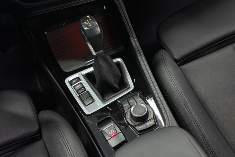 Used BMW 1 Series 2018 118i Sport Edition Interior 4