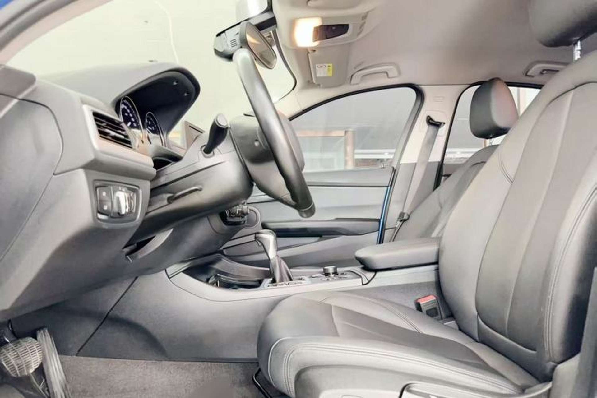 Used BMW 1 Series 2018 Revised 118i Fashion Edition Interior 4