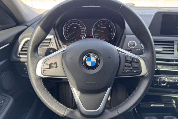 Used BMW 1 Series 2018 118i Sport Edition Interior 4