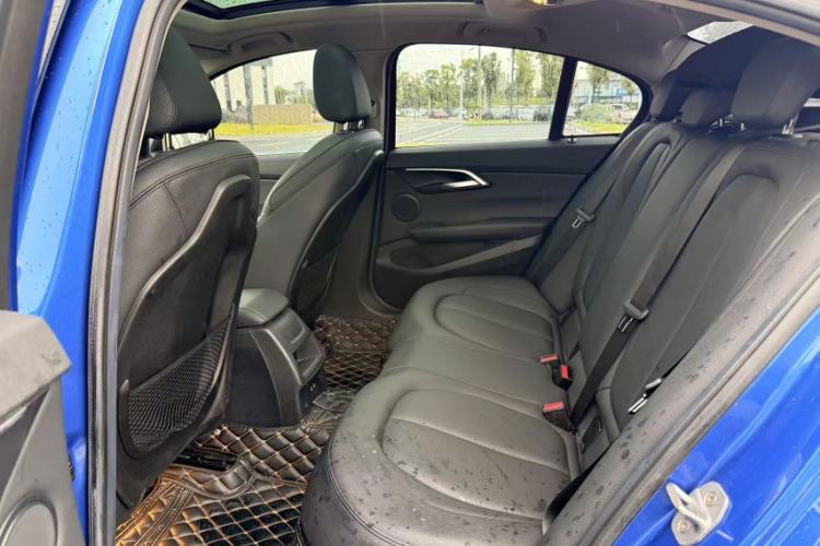 Used BMW 1 Series 2018 Facelifted 118i Sport Edition Interior 4