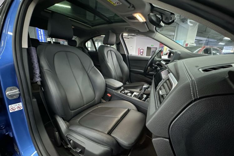 Used BMW 1 Series 2018 118i Sport Edition Interior 7