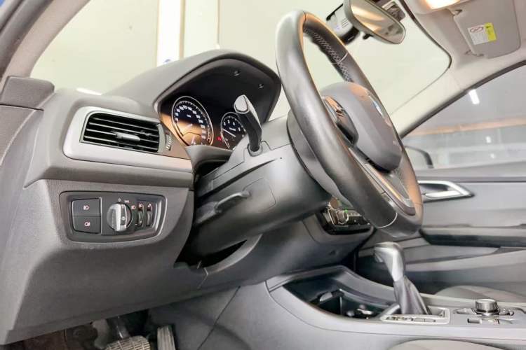 Used BMW 1 Series 2018 Revised 118i Fashion Edition Interior 7
