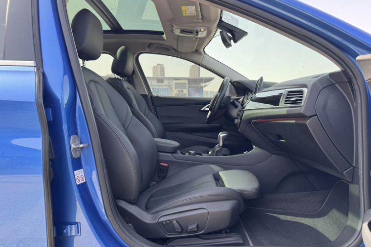 Used BMW 1 Series 2018 118i Sport Edition Interior 7