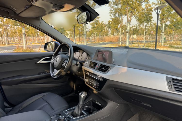 Used BMW 1 Series 2018 118i Fashion Model Interior 8