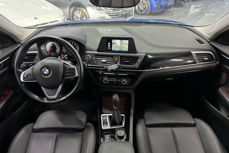 Used BMW 1 Series 2018 118i Sport Edition Interior 8