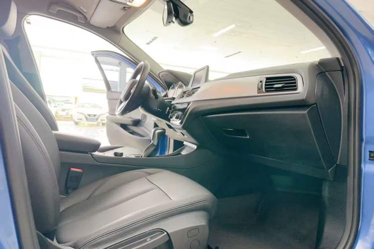 Used BMW 1 Series 2018 Revised 118i Fashion Edition Interior 8