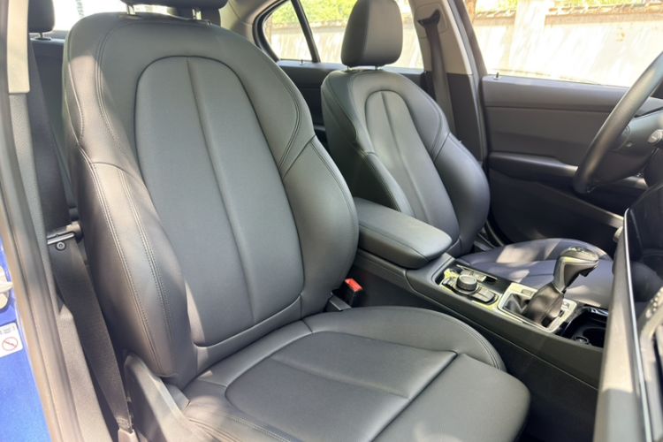 Used BMW 1 Series 2018 118i Sport Edition Interior 8
