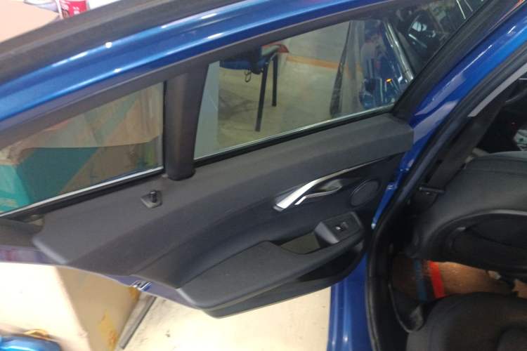 Used BMW 1 Series 2018 Facelifted 118i Sport Edition Interior 8